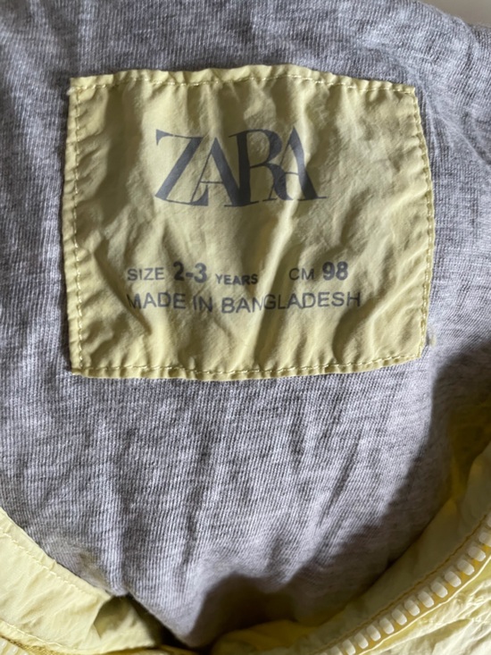 Zara Light Yellow Windbreaker Jacket - Picture 4 of 4